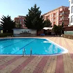 Rainbow Luci * ساني بيتش